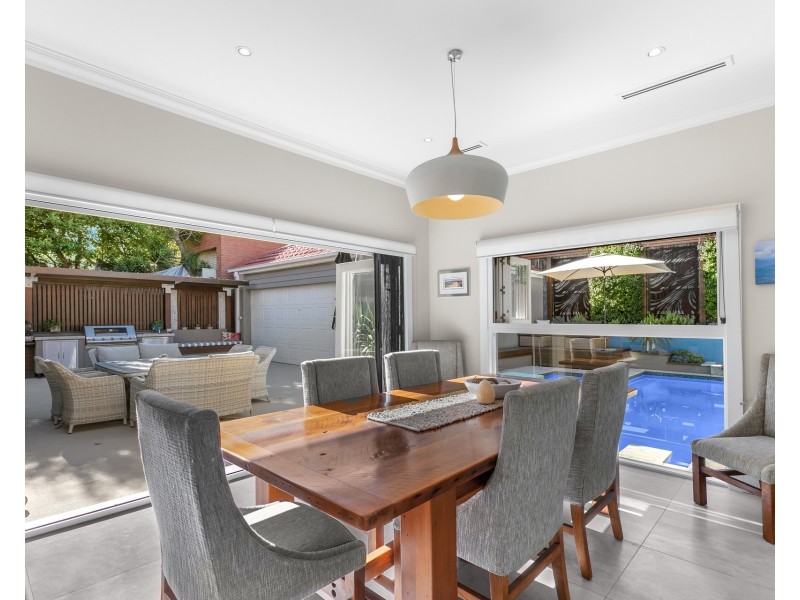 33 Wrightson Avenue, Bar Beach NSW 2300