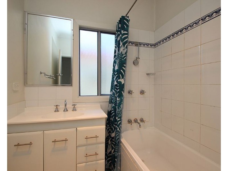 28 Catherine Street, Waratah West NSW 2298