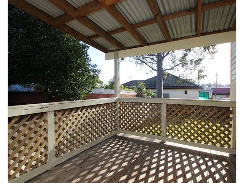 28 Catherine Street, Waratah West NSW 2298