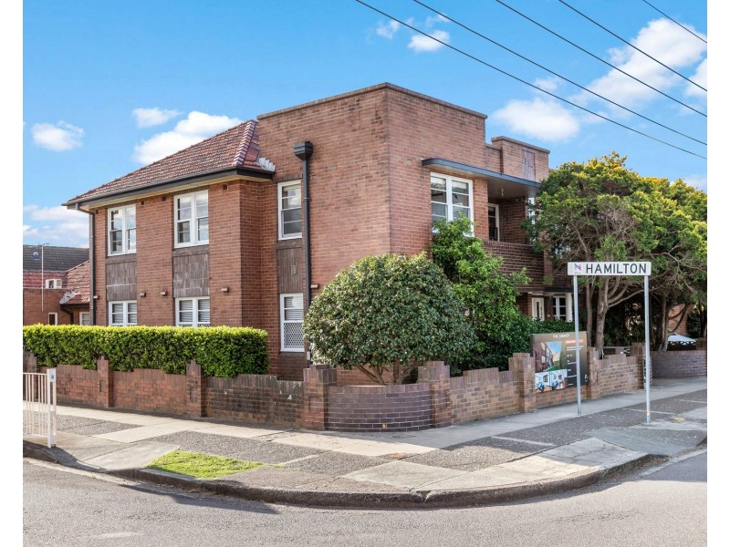 2/192 Beaumont Street, Hamilton NSW 2303