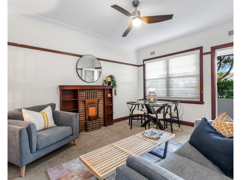 2/192 Beaumont Street, Hamilton NSW 2303