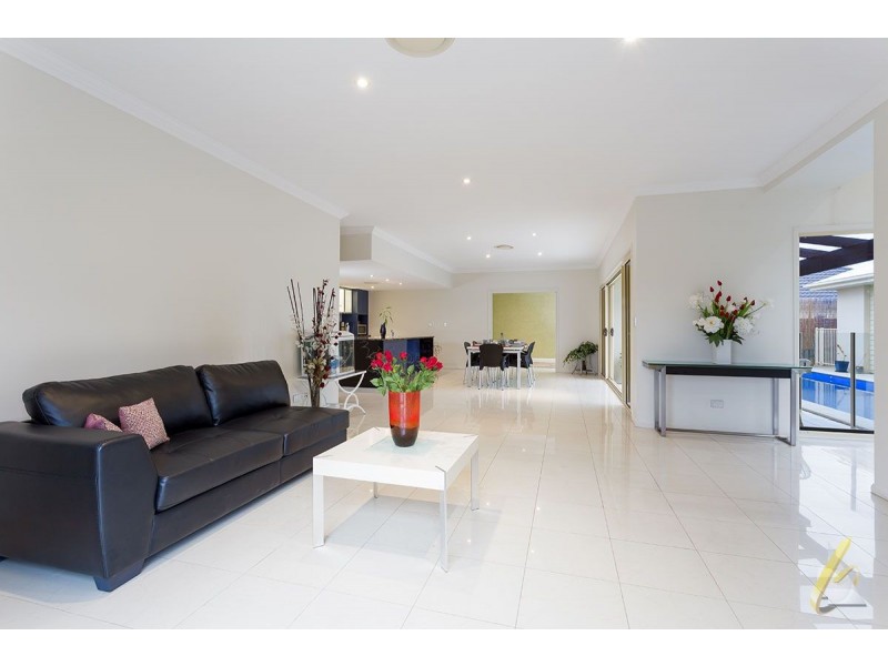 132 Copeland Dr, North Lakes QLD 4509