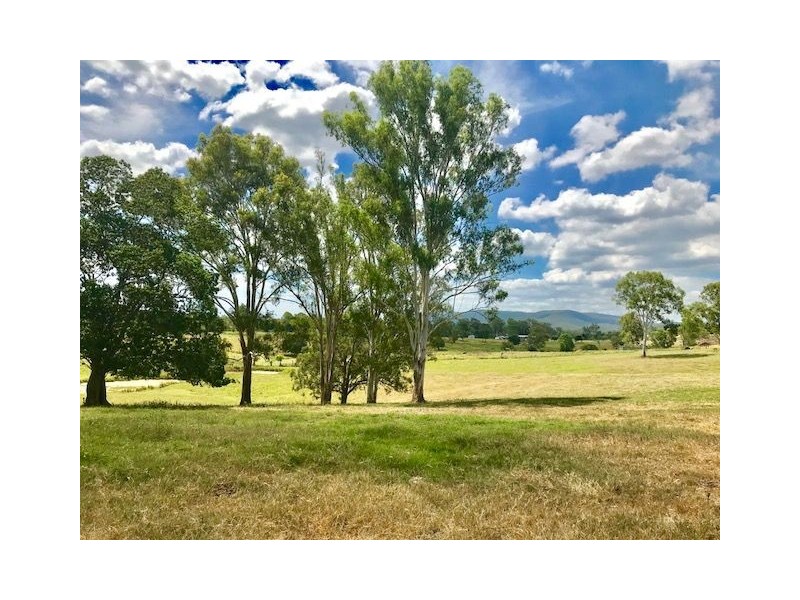 216 Hawkesbury Road, Moggill QLD 4070