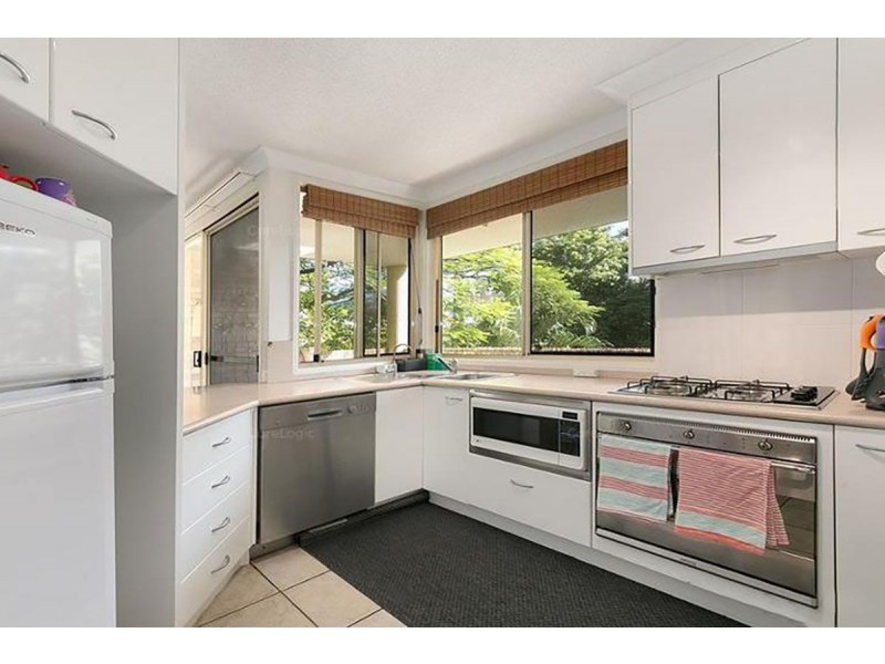 11/127 Central Avenue, Indooroopilly QLD 4068