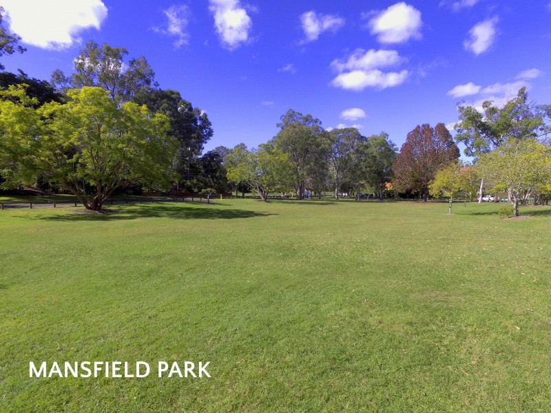 36 Gilgandra St, Indooroopilly QLD 4068