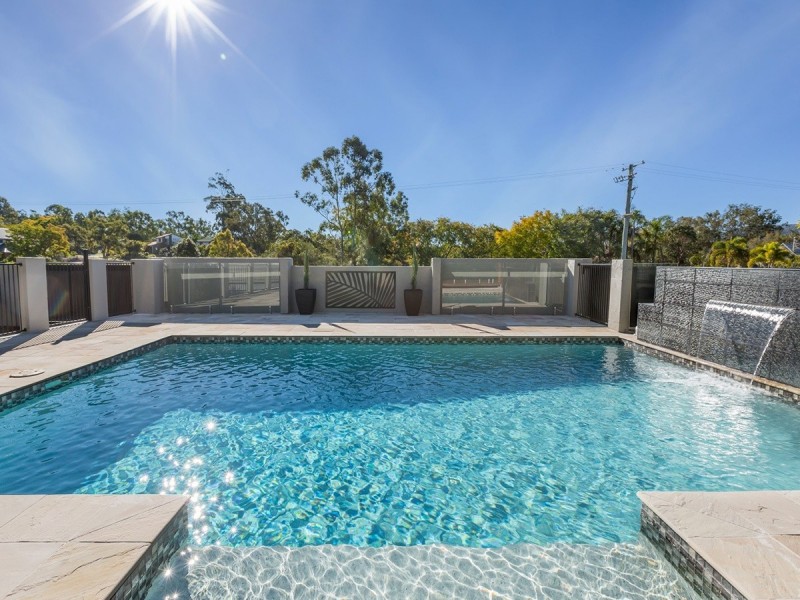 163 College Road, Karana Downs QLD 4306