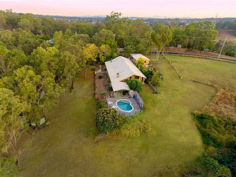 9 Baaring Drive, Karana Downs QLD 4306