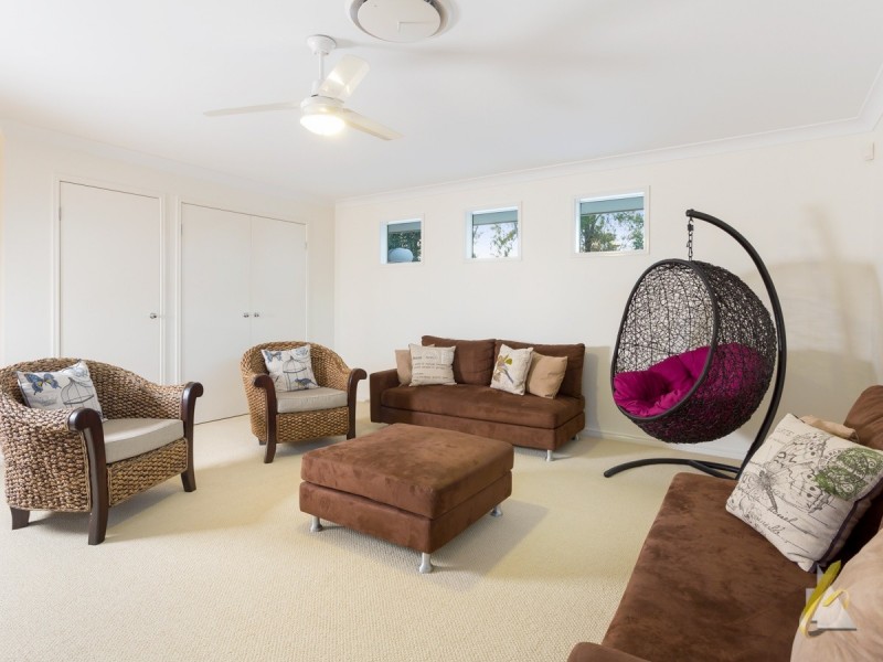 24 Elm Pl, Heathwood QLD 4110