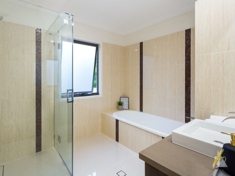 137 Payne St, Indooroopilly QLD 4068