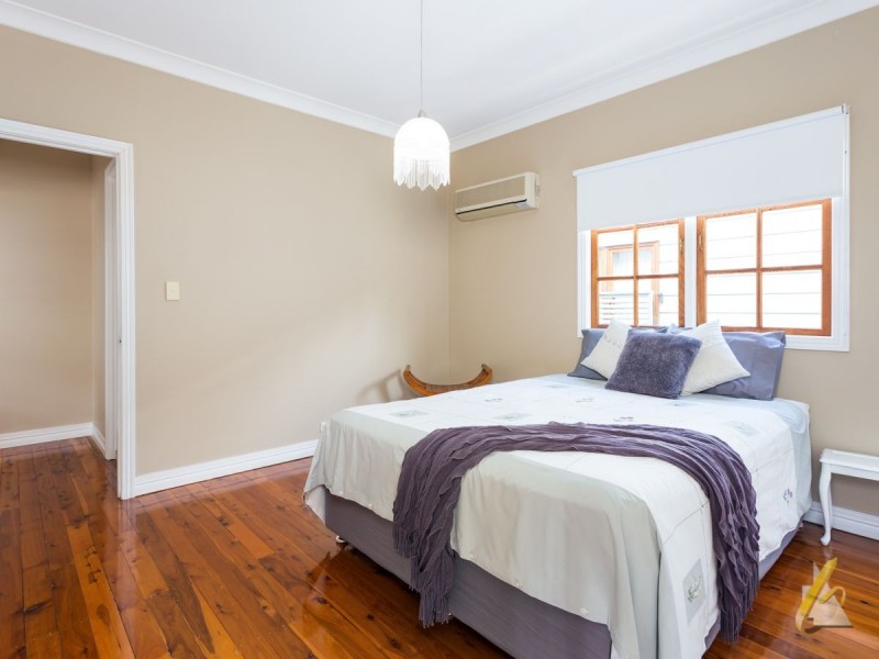 106 Payne St, Indooroopilly QLD 4068