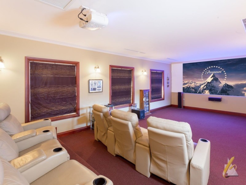 49 Landing Place, Moggill QLD 4070
