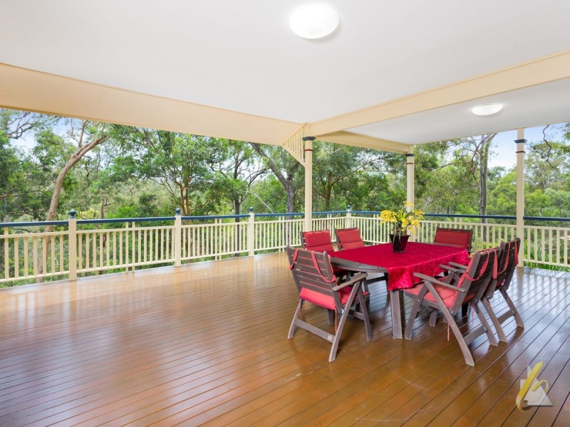 197 Red Cedar Road, Pullenvale QLD 4069
