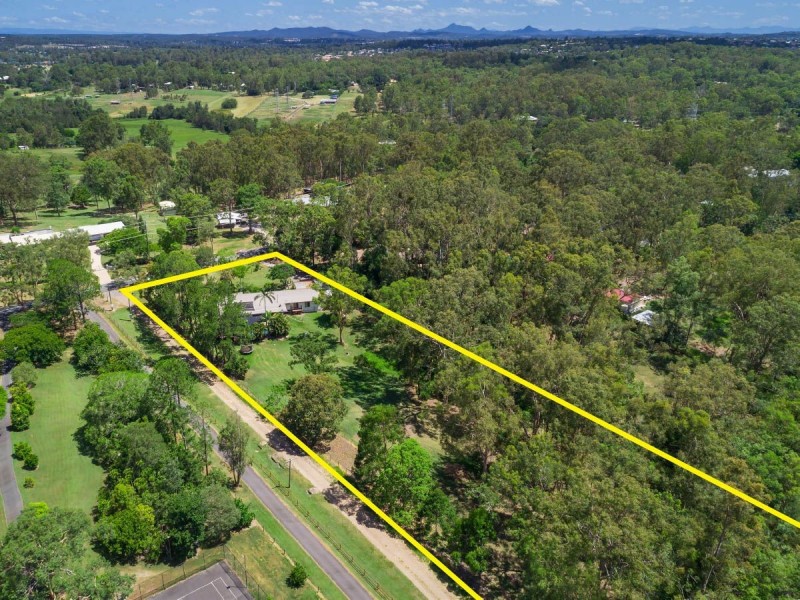 309 Pinjarra Road, Pinjarra Hills QLD 4069