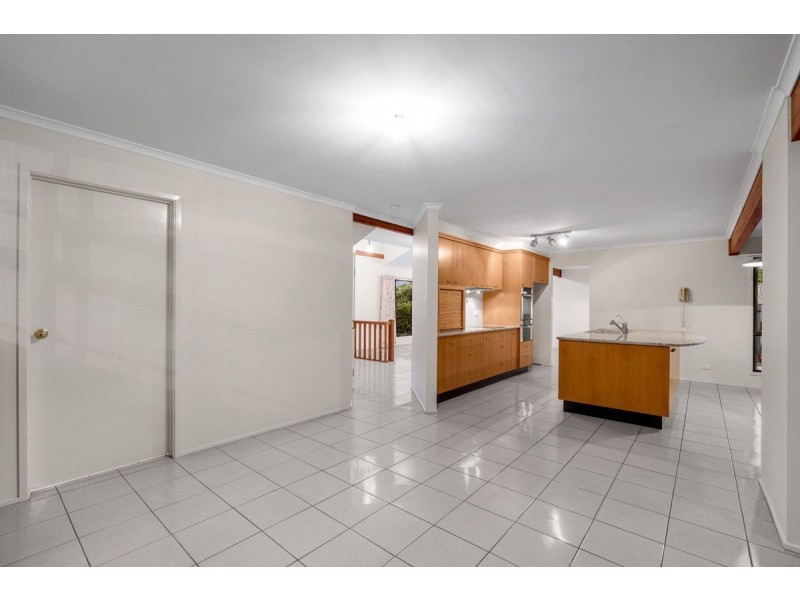 6 Tennent Street, Westlake QLD 4074