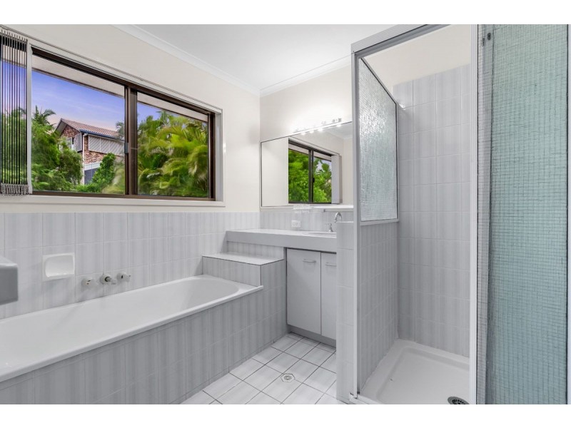 6 Tennent Street, Westlake QLD 4074