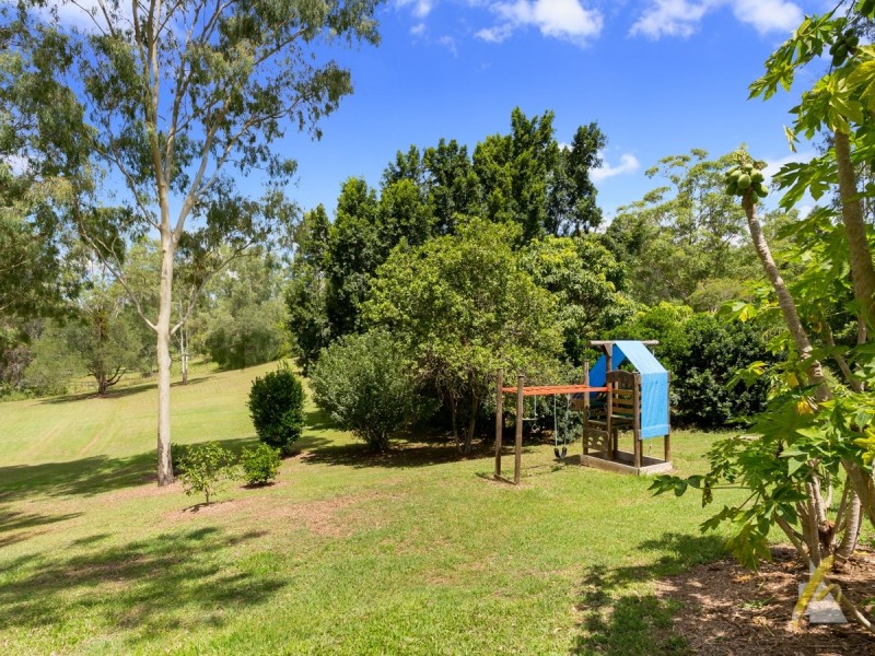 17 Dahmac Place, Pullenvale QLD 4069