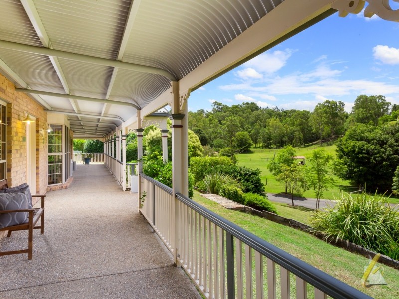 17 Dahmac Place, Pullenvale QLD 4069