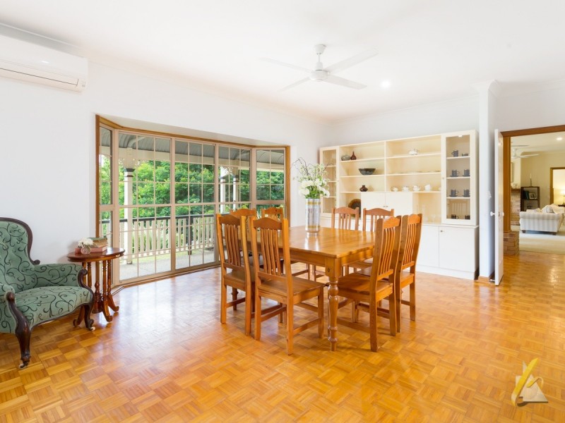 17 Dahmac Place, Pullenvale QLD 4069