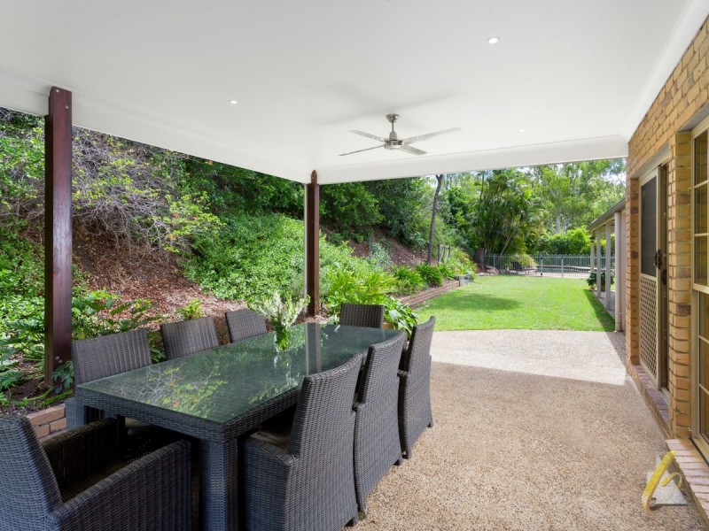 17 Dahmac Place, Pullenvale QLD 4069