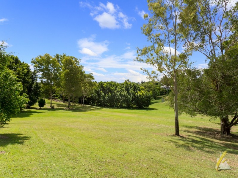17 Dahmac Place, Pullenvale QLD 4069