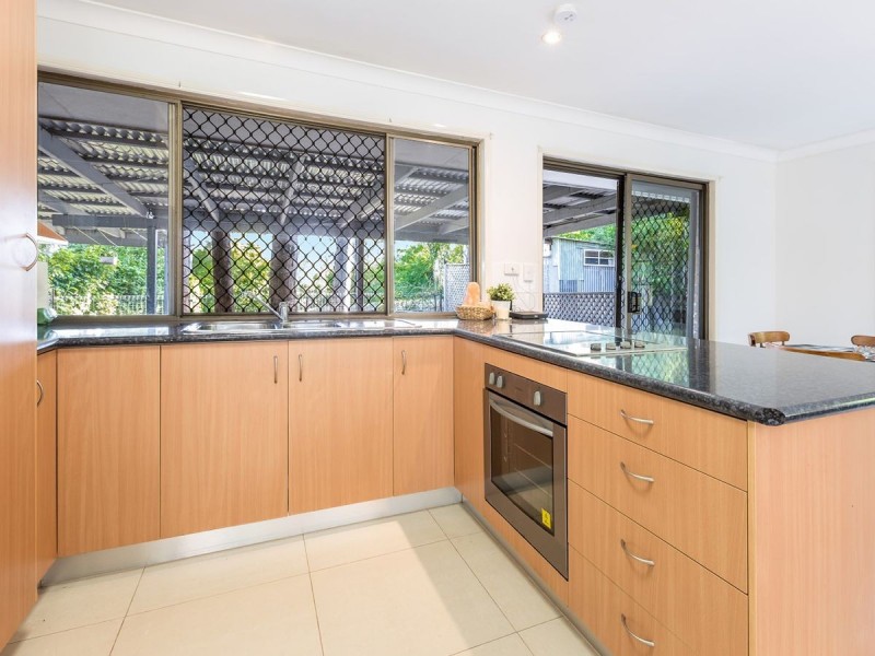 143 Elanora Way, Karalee QLD 4306