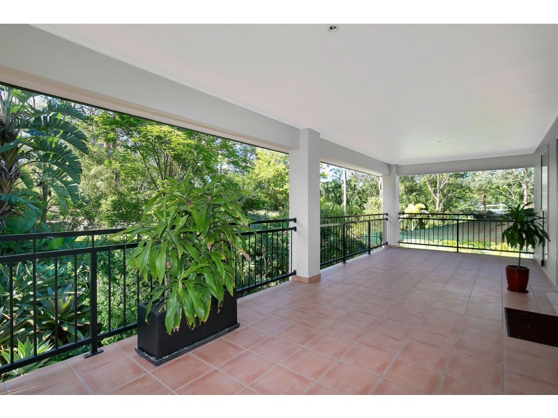 56 Jacaranda Av, Kenmore Hills QLD 4069
