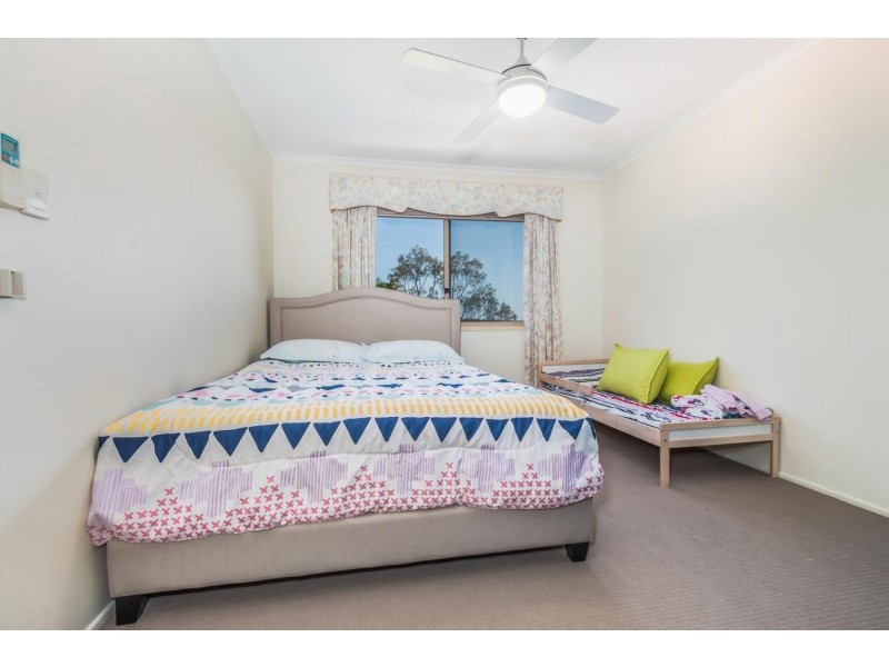 4/70 Crest St, Mount Gravatt East QLD 4122