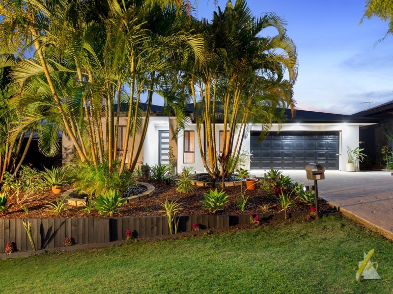 8 Zoe Place, Moggill QLD 4070