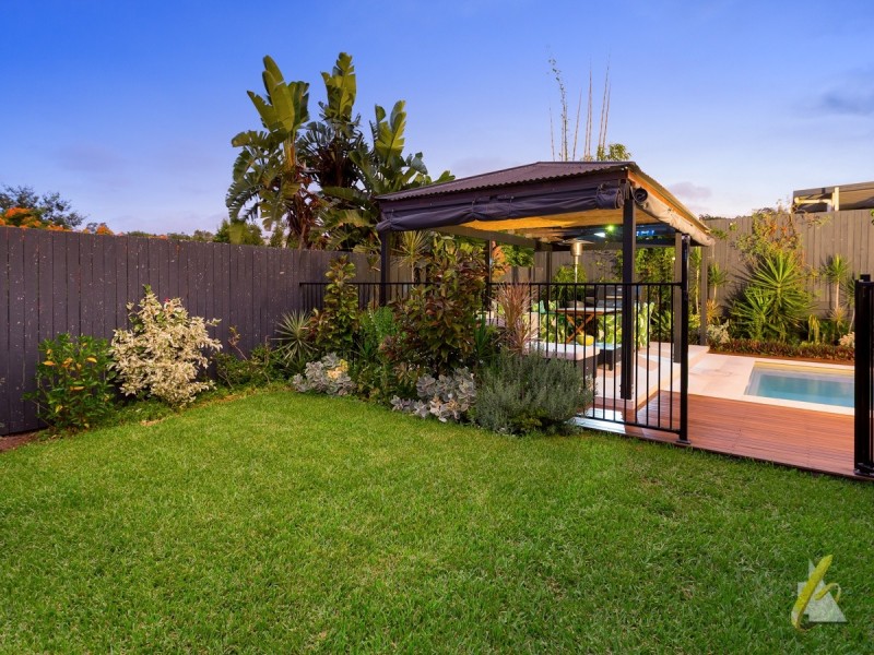 8 Zoe Place, Moggill QLD 4070