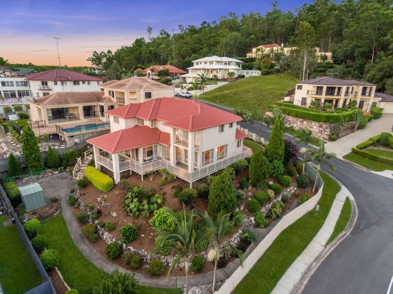 2 Drysdale Street, Mount Ommaney QLD 4074