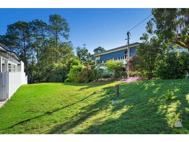 47 Chapman Street, Chapel Hill QLD 4069