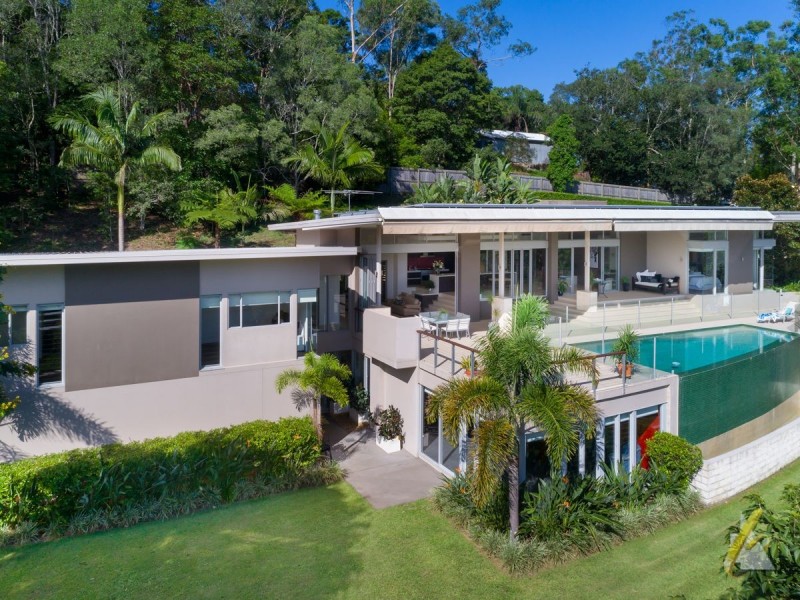 135 Airlie Road, Pullenvale QLD 4069