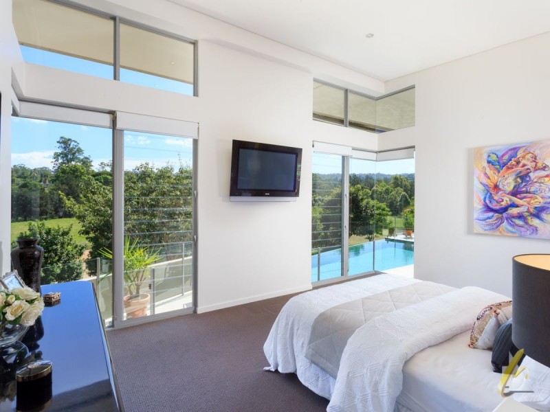 135 Airlie Road, Pullenvale QLD 4069