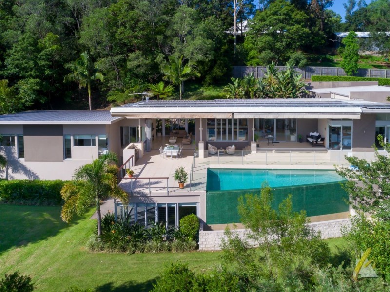 135 Airlie Road, Pullenvale QLD 4069