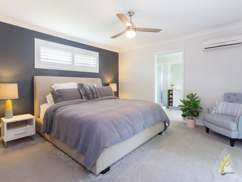 16 Zoe Place, Moggill QLD 4070
