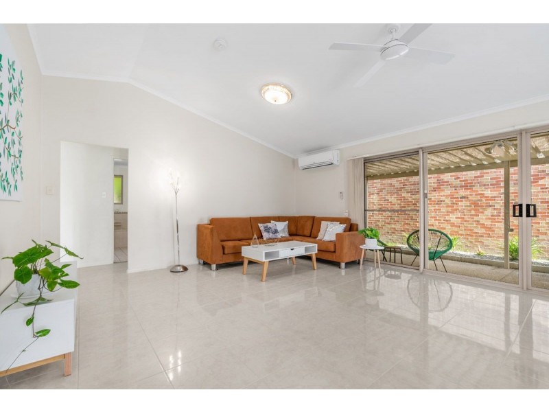 12 Richmond Place, Forest Lake QLD 4078