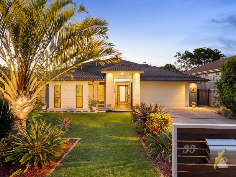 33 Silky Oak Avenue, Moggill QLD 4070