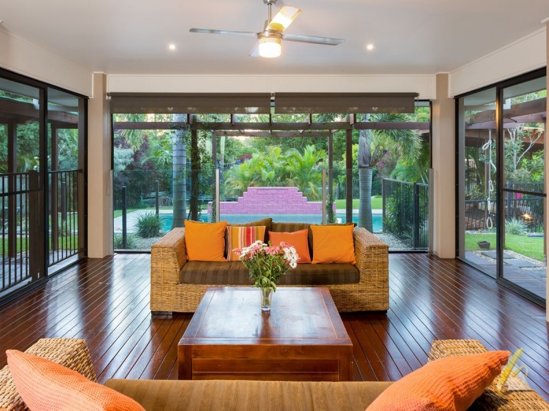 33 Silky Oak Avenue, Moggill QLD 4070
