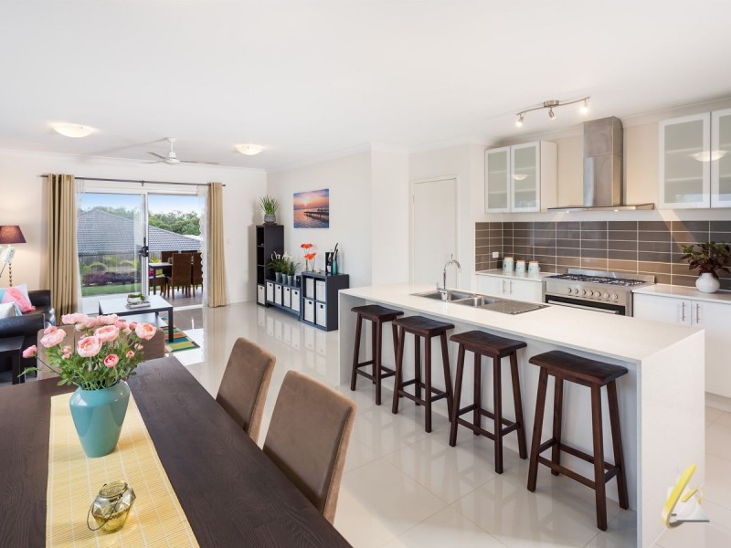 52 Priors Pocket Road, Moggill QLD 4070
