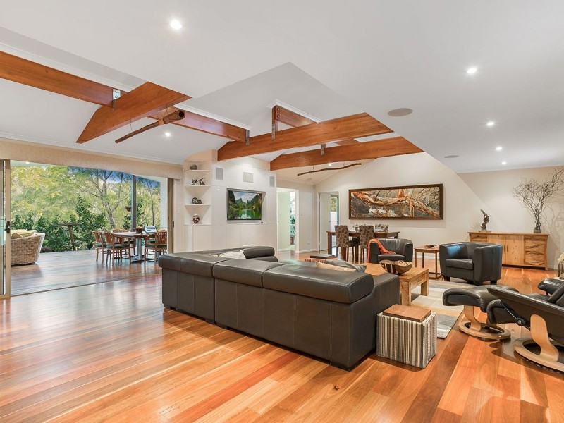 12 Willunga Street, Brookfield QLD 4069