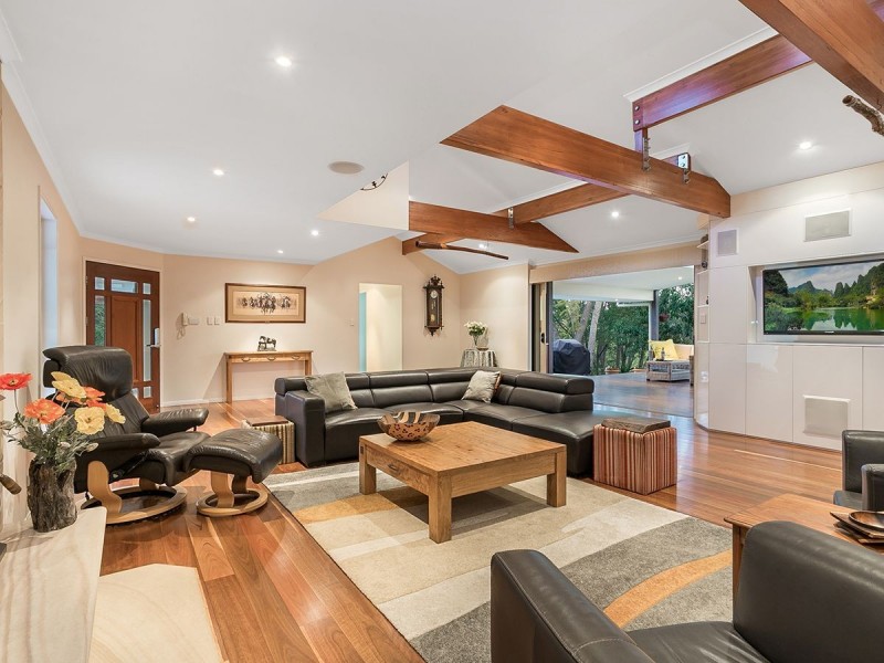 12 Willunga Street, Brookfield QLD 4069