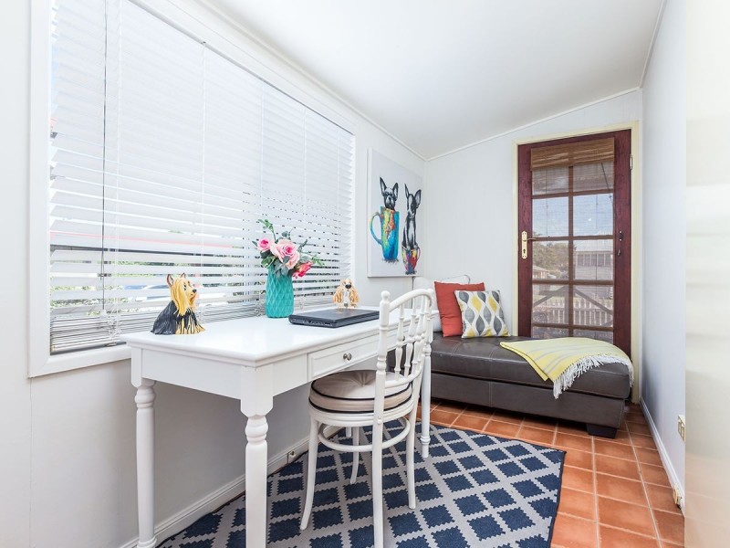 1 Davidson Street, Basin Pocket QLD 4305
