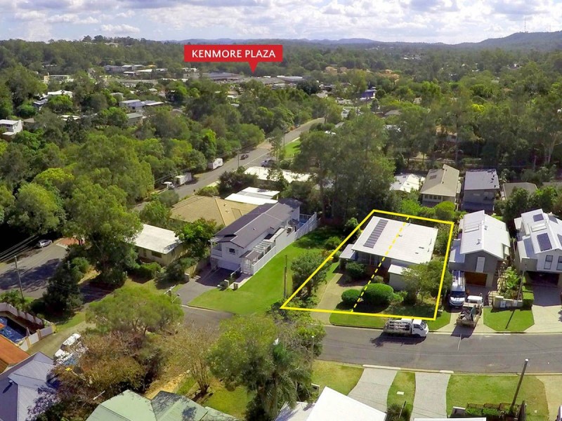 45 Chapman Street, Chapel Hill QLD 4069