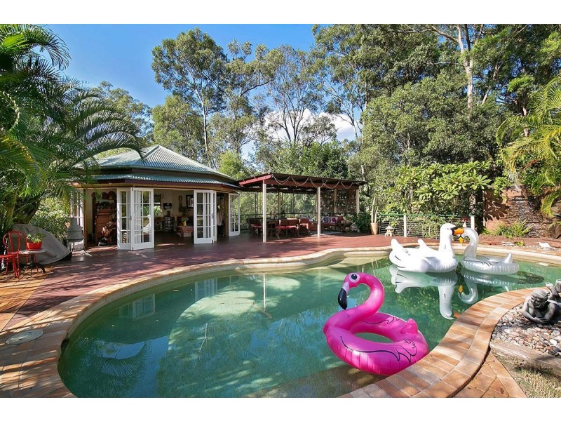 136 Hornsey Rd, Anstead QLD 4070