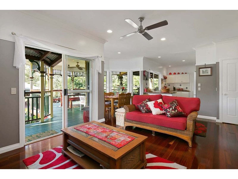 136 Hornsey Rd, Anstead QLD 4070