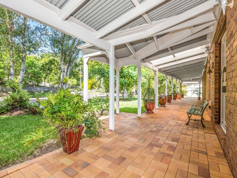 44 Tuckett Street, Kenmore Hills QLD 4069
