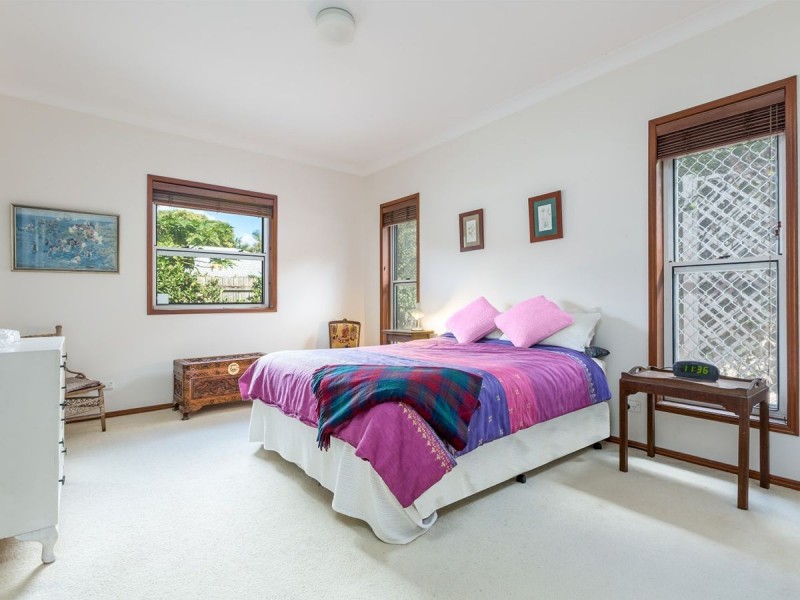 44 Tuckett Street, Kenmore Hills QLD 4069