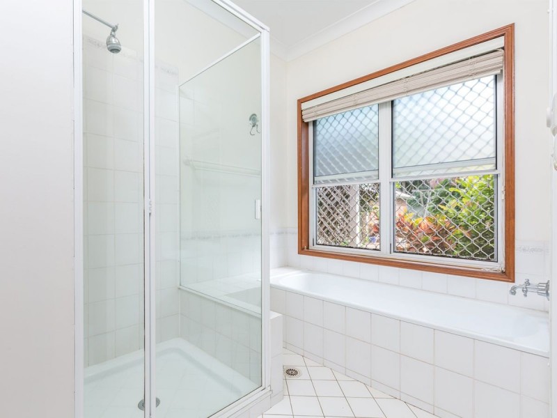 44 Tuckett Street, Kenmore Hills QLD 4069