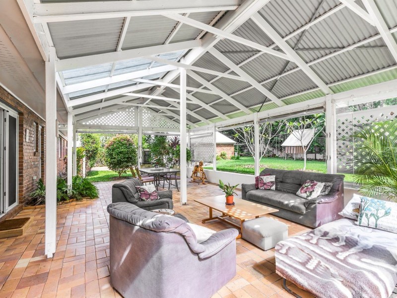 44 Tuckett Street, Kenmore Hills QLD 4069