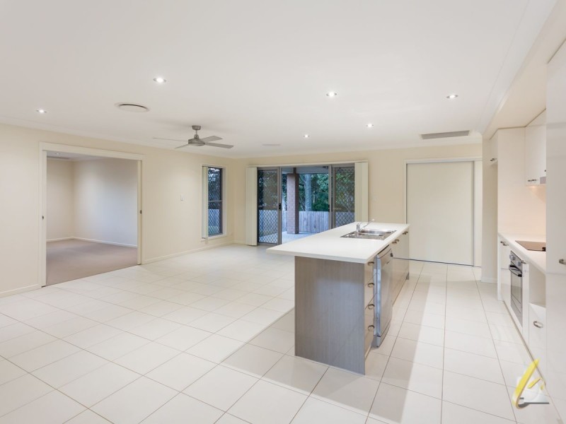 9 Asher Place, Moggill QLD 4070